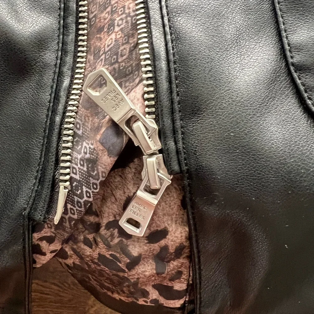 Faux Leather jacket - Picture 5 of 9